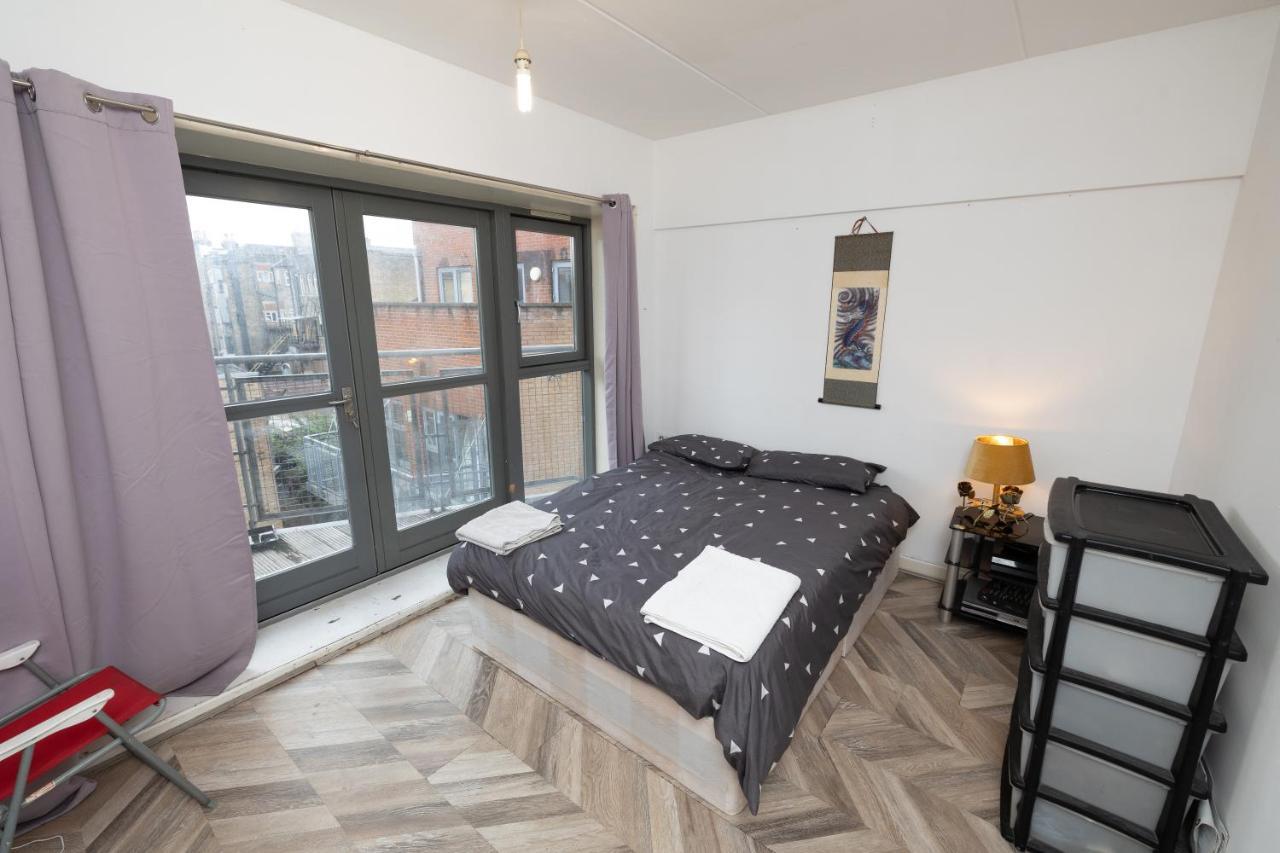 Jah Lodge London Borough of London Borough of Croydon Exteriör bild