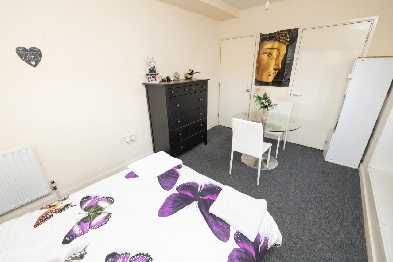 Jah Lodge London Borough of London Borough of Croydon Exteriör bild