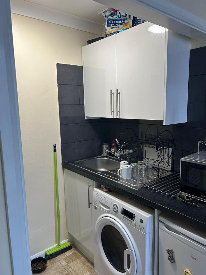 Jah Lodge London Borough of London Borough of Croydon Exteriör bild